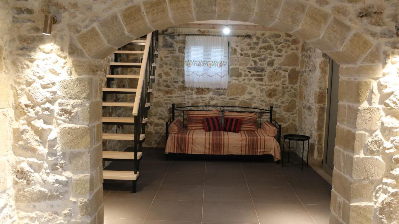 Mouri Village Aikirgiannis Екстериор снимка