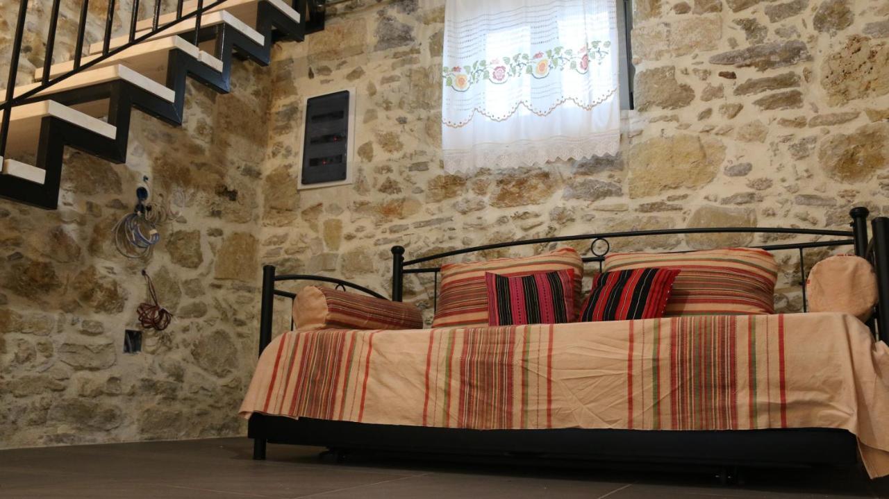 Mouri Village Aikirgiannis Екстериор снимка