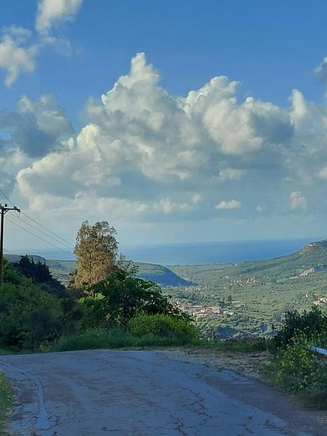 Mouri Village Aikirgiannis Екстериор снимка